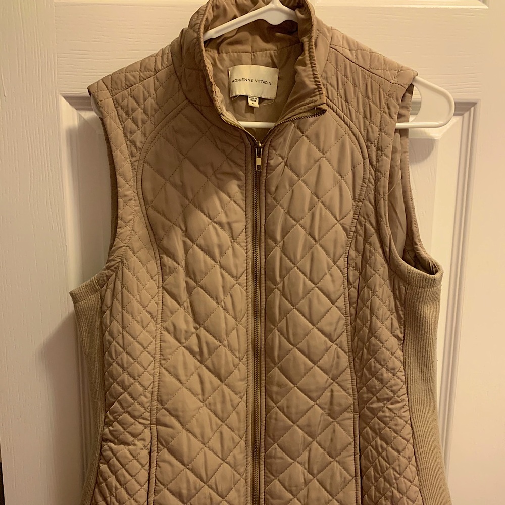 Adrienne Vittadini Tan Vest